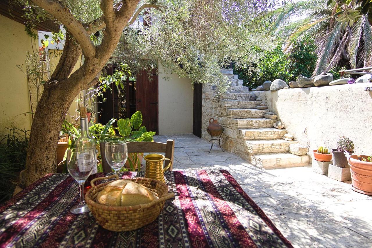 Avli-The Courtyard Hotel Nicosia Exterior foto